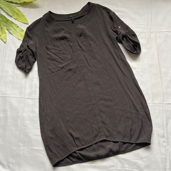 BCBGMaxAzria Dresses & Skirts - ⭐️BCBG MaxAzria Rosetta Dress In Charcoal⭐️